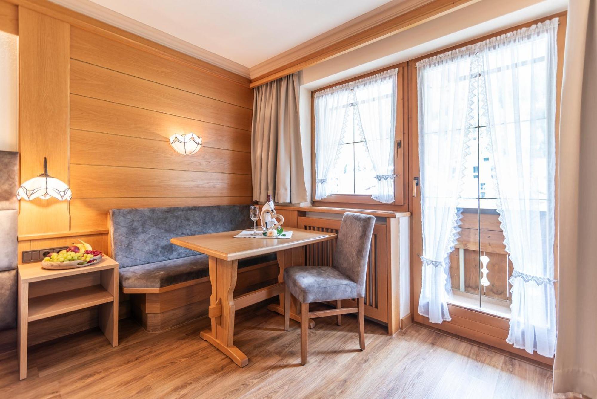 Hotel Garni Apart Tina Ischgl Exteriér fotografie